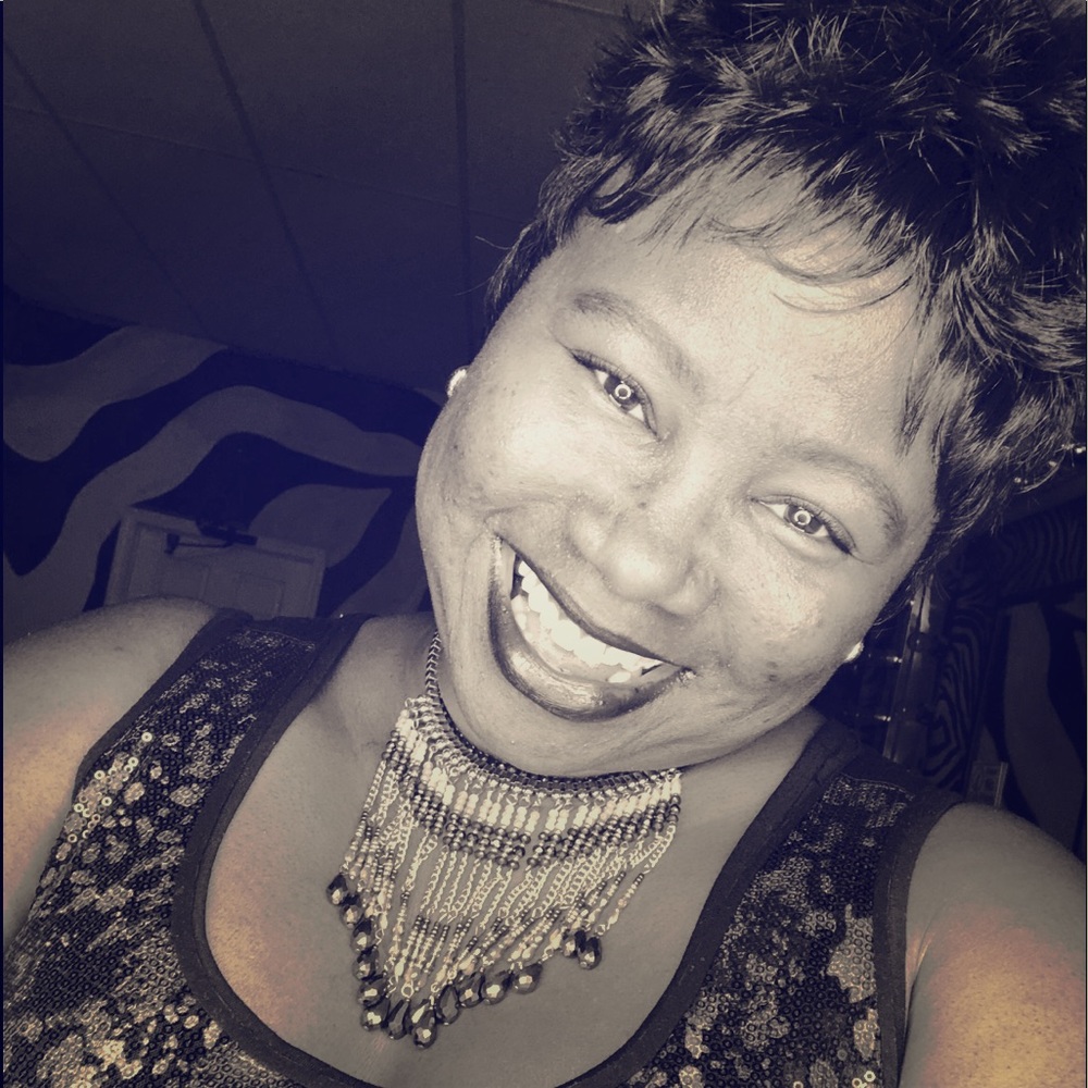 Meet your Posher, Shellena